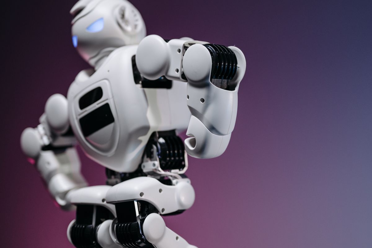 Gelecek nesil AI robot teknolojisi